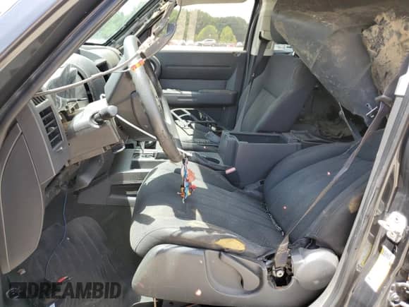 2011 Dodge Nitro Heat with VIN 1D4PT4GK1BW589213, listed as a Copart auction lot 58858565 with 202,844 mi miles and Salvage title. Bid and sale history available at DreamBid. Image 7.