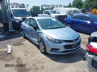 2018 Chevrolet Cruze LS с VIN 1G1BC5SM7J7172735, выставлен на аукционе IAAI как лот 42584080 с пробегом 91 015 миль миль и . История ставок и продаж доступна на DreamBid. Изображение 1.