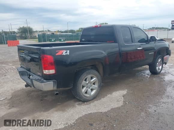 2013 GMC Sierra 1500 SLE z VIN 1GTR2VE71DZ199937, wystawiony jako IAAI lot #43426027 z przebiegiem 112 140 mil mil oraz . Historia ofert i sprzedaży dostępna na DreamBid. Obrazek 4.