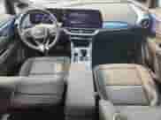 2024 Chevrolet Equinox EV LT с VIN 3GN7DMRP7RS282127, выставлен на аукционе Copart как лот 67010005 с пробегом 7 902 миль миль и Списание • Salvage title. История ставок и продаж доступна на DreamBid. Изображение 8.
