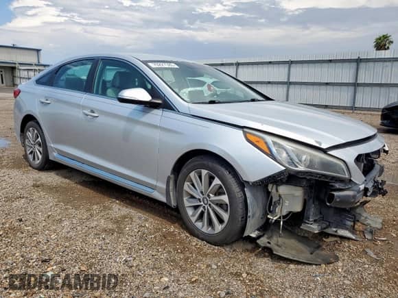 2015 Hyundai Sonata Sport с VIN 5NPE34AF2FH251749, выставлен на аукционе Copart как лот 70227385 с пробегом 149 365 миль миль и Списание • Salvage title. История ставок и продаж доступна на DreamBid. Изображение 4.
