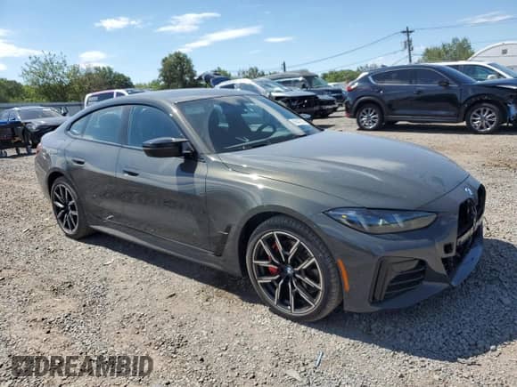 2025 BMW i4 M50 с VIN WBY33HD08SFU14171, выставлен на аукционе Copart как лот 69347285 с пробегом 1 910 миль миль и Списание • Salvage title. История ставок и продаж доступна на DreamBid. Изображение 4.