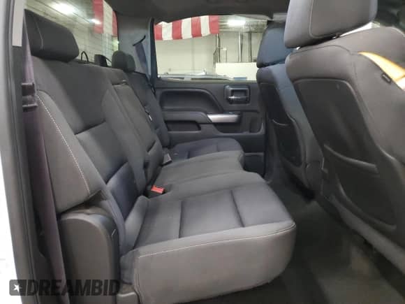 2015 Chevrolet Silverado 1500 LT с VIN 3GCUKREC1FG465426, выставлен на аукционе Copart как лот 82335245 с пробегом 188 694 миль миль и Списание • Salvage title. История ставок и продаж доступна на DreamBid. Изображение 10.