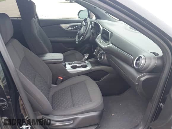 2020 Chevrolet Blazer LT с VIN 3GNKBCR44LS690236, выставлен на аукционе IAAI как лот 42326601 с пробегом 69 906 миль миль и . История ставок и продаж доступна на DreamBid. Изображение 5.