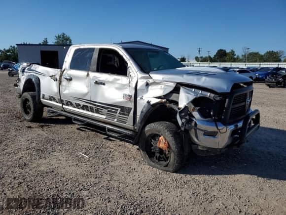 2010 Dodge 2500 Laramie с VIN 3D7UT2CLXAG110132, выставлен на аукционе Copart как лот 70708365 с пробегом 135 243 миль миль и Списание • Salvage title. История ставок и продаж доступна на DreamBid. Изображение 4.