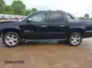 2011 Chevrolet Avalanche LT с VIN 3GNMCFE00BG363392, выставлен на аукционе IAAI как лот 41944314 с пробегом 138 560 миль миль и . История ставок и продаж доступна на DreamBid. Изображение 15.