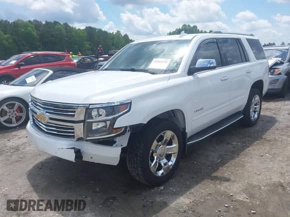 2017 Chevrolet Tahoe Premier z VIN 1GNSCCKC4HR308148, wystawiony jako IAAI lot #42264230 z przebiegiem 146 200 mil mil oraz . Historia ofert i sprzedaży dostępna na DreamBid. Obrazek 19.