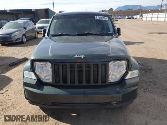 2011 Jeep Liberty Sport with VIN 1J4PN2GK5BW519249, listed as a Copart auction lot 81578395 with 136,432 mi miles and Salvage title. Bid and sale history available at DreamBid. Image 5.