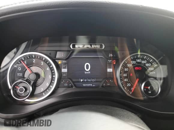 2019 Ram 1500 Rebel z VIN 1C6SRFLT6KN746585, wystawiony jako Copart lot #72050755 z przebiegiem 181 070 mil mil oraz Czysty tytuł • Clean title. Historia ofert i sprzedaży dostępna na DreamBid. Obrazek 9.