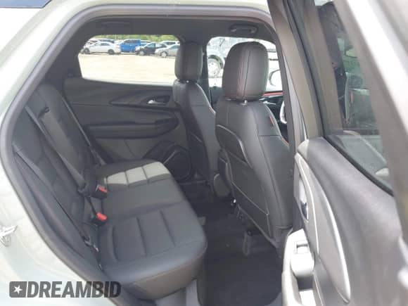 2024 Chevrolet TrailBlazer RS с VIN KL79MUSL2RB046941, выставлен на аукционе IAAI как лот 42198730 с пробегом 15 435 миль миль и . История ставок и продаж доступна на DreamBid. Изображение 8.
