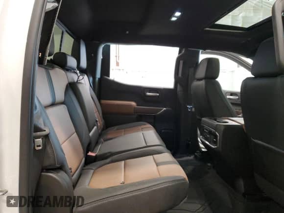 2021 Chevrolet Silverado 1500 High Country with VIN 1GCUYHEL7MZ255063, listed as a Copart auction lot 64203335 with 103,889 mi miles and Salvage title. Bid and sale history available at DreamBid. Image 10.
