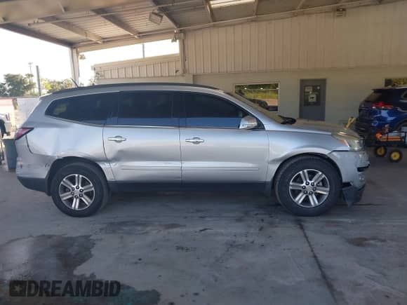 2016 Chevrolet Traverse LT с VIN 1GNKRGKD3GJ262548, выставлен на аукционе IAAI как лот 43310893 с пробегом 162 461 миль миль и . История ставок и продаж доступна на DreamBid. Изображение 13.