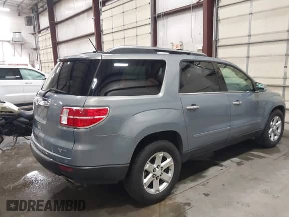 2007 Saturn Outlook XR with VIN 5GZEV23747J139188, listed as a IAAI auction lot 42624300 with 199,164 mi miles and . Bid and sale history available at DreamBid. Image 4.