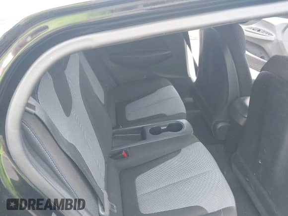 2019 Hyundai Veloster 2.0 с VIN KMHTG6AF9KU004053, выставлен на аукционе IAAI как лот 42203430 с пробегом 95 327 миль миль и . История ставок и продаж доступна на DreamBid. Изображение 8.