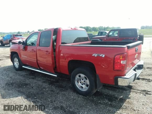 2011 Chevrolet Silverado 1500 LTZ with VIN 3GCUKTE22BG278274, listed as a IAAI auction lot 37097289 with 27,996 mi miles and . Bid and sale history available at DreamBid. Image 3.