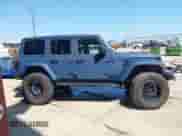 2022 Jeep Wrangler Unlimited Sahara with VIN 1C4HJXEN1NW262546, listed as a IAAI auction lot 41975925 with 17,994 mi miles and . Bid and sale history available at DreamBid. Image 14.