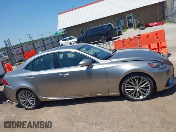 2016 Lexus IS 300/350 с VIN JTHCM1D22G5008258, выставлен на аукционе IAAI как лот 42472891 с пробегом 140 441 миль миль и . История ставок и продаж доступна на DreamBid. Изображение 13.