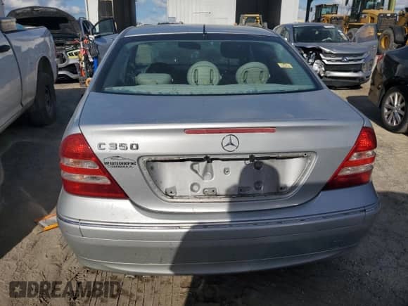 2006 Mercedes-Benz C 230 Sport z VIN WDBRF56H76F742674, wystawiony jako Copart lot #76616404 z przebiegiem Nie podano mil oraz Szkoda całkowita • Salvage title. Historia ofert i sprzedaży dostępna na DreamBid. Obrazek 6.