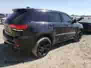 2017 Jeep Grand Cherokee SRT z VIN 1C4RJFDJ2HC904548, wystawiony jako Copart lot #83845485 z przebiegiem 97 550 mil mil oraz Szkoda całkowita • Salvage title. Historia ofert i sprzedaży dostępna na DreamBid. Obrazek 3.