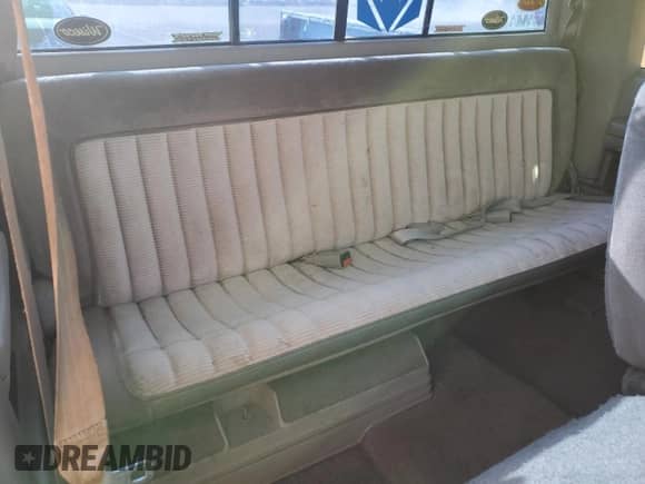 1993 GMC Sierra 1500 SLT с VIN 2GTEK19Z6P1507913, выставлен на аукционе Copart как лот 71995315 с пробегом 260 353 миль миль и Списание • Salvage title. История ставок и продаж доступна на DreamBid. Изображение 10.