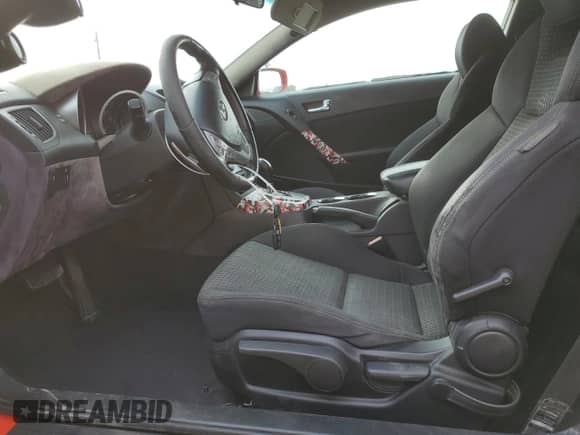 2010 Hyundai Genesis Coupe с VIN KMHHT6KD7AU035413, выставлен на аукционе Copart как лот 84179114 с пробегом 147 969 миль миль и Списание • Salvage title. История ставок и продаж доступна на DreamBid. Изображение 7.