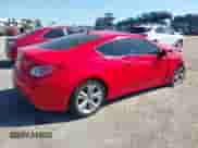 2010 Hyundai Genesis Coupe Grand Touring z VIN KMHHU6KHXAU007797, wystawiony jako IAAI lot #42589215 z przebiegiem 101 187 mil mil oraz . Historia ofert i sprzedaży dostępna na DreamBid. Obrazek 4.
