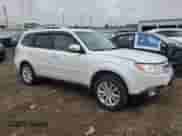 2011 Subaru Forester z VIN JF2SHBHC2BH719557, wystawiony jako Copart lot #78809654 z przebiegiem 91 325 mil mil oraz Szkoda całkowita • Salvage title. Historia ofert i sprzedaży dostępna na DreamBid. Obrazek 4.