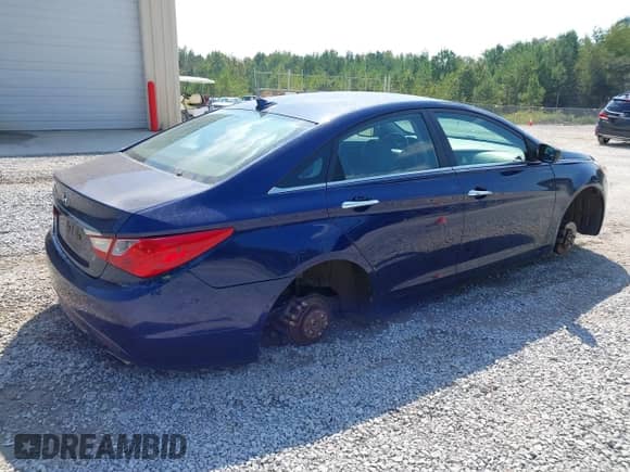 2012 Hyundai Sonata Limited with VIN 5NPEC4AC2CH436577, listed as a IAAI auction lot 43147611 with 207,430 mi miles and . Bid and sale history available at DreamBid. Image 4.