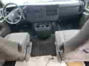 2018 Chevrolet Express Passenger LT с VIN 1GAZGMFG1J1220105, выставлен на аукционе Copart как лот 47052125 с пробегом 34 219 миль миль и Списание • Salvage title. История ставок и продаж доступна на DreamBid. Изображение 8.