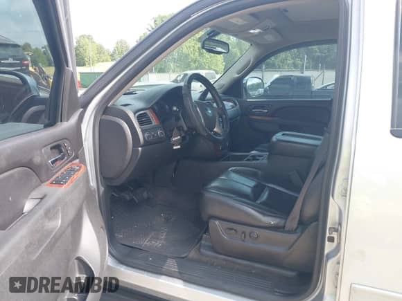 2012 Chevrolet Tahoe LT с VIN 1GNSKBE03CR124911, выставлен на аукционе IAAI как лот 40066894 с пробегом 151 551 миль миль и . История ставок и продаж доступна на DreamBid. Изображение 5.