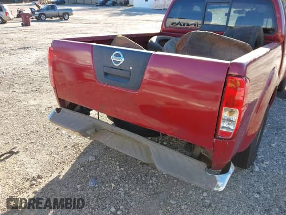 2006 Nissan Frontier XE with VIN 1N6BD06T96C454847, listed as a IAAI auction lot 41314858 with 304,203 mi miles and . Bid and sale history available at DreamBid. Image 6.
