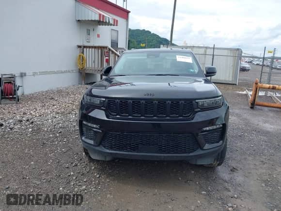 2023 Jeep Grand Cherokee Limited с VIN 1C4RJHBG1PC666631, выставлен на аукционе IAAI как лот 41400623 с пробегом 31 965 миль миль и . История ставок и продаж доступна на DreamBid. Изображение 13.