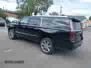 2017 Cadillac Escalade ESV Premium Luxury с VIN 1GYS4JKJ4HR236421, выставлен на аукционе IAAI как лот 43435197 с пробегом 56 219 миль миль и . История ставок и продаж доступна на DreamBid. Изображение 3.