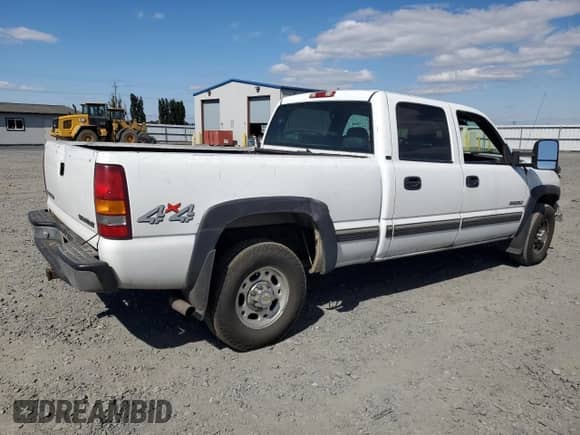 2001 Chevrolet Silverado 1500HD LS с VIN 1GCGK13U71F199303, выставлен на аукционе Copart как лот 63847805 с пробегом Не указан миль и Списание • Salvage title. История ставок и продаж доступна на DreamBid. Изображение 3.