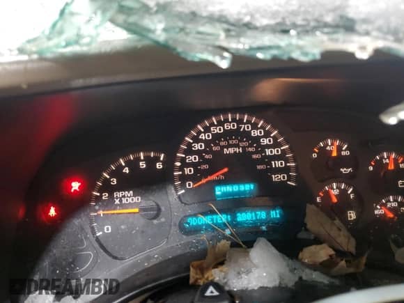 2003 Chevrolet Tahoe Special Service z VIN 1GNEK13V13J252164, wystawiony jako Copart lot #45105835 z przebiegiem 200 178 mil mil oraz Nie do naprawy • Non repairable. Historia ofert i sprzedaży dostępna na DreamBid. Obrazek 9.
