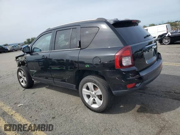 2014 Jeep Compass Latitude with VIN 1C4NJCEB1ED522330, listed as a Copart auction lot 84630415 with 150,480 mi miles and Salvage title. Bid and sale history available at DreamBid. Image 2.