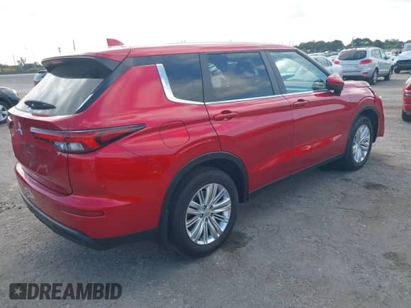 2024 Mitsubishi Outlander ES with VIN JA4J3UA89RZ072115, listed as a IAAI auction lot 41309564 with 2,178 mi miles and . Bid and sale history available at DreamBid. Image 4.