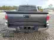 2022 Toyota Tacoma TRD Off Road with VIN 3TMCZ5AN4NM515100, listed as a Copart auction lot 84576995 with 33,917 mi miles and Salvage title. Bid and sale history available at DreamBid. Image 6.
