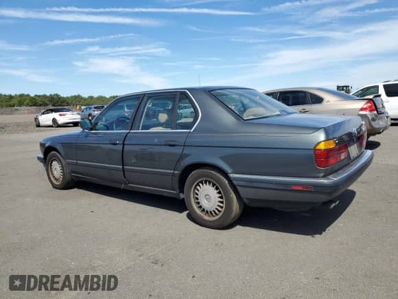 1989 BMW 7 Series с VIN WBAGB4316KDB61131, выставлен на аукционе Copart как лот 69410005 с пробегом 90 991 миль миль и Списание • Salvage title. История ставок и продаж доступна на DreamBid. Изображение 2.