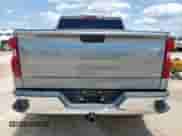 2024 Chevrolet Silverado 1500 LT z VIN 3GCPACEK7RG433430, wystawiony jako Copart lot #59100425 z przebiegiem 27 154 mil mil oraz Szkoda całkowita • Salvage title. Historia ofert i sprzedaży dostępna na DreamBid. Obrazek 6.
