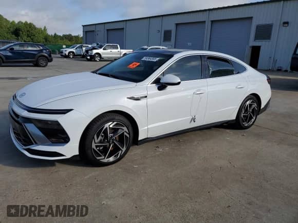 2025 Hyundai Sonata SEL Convenience z VIN KMHL14JA7SA430304, wystawiony jako Copart lot #64964995 z przebiegiem 2 127 mil mil oraz Szkoda całkowita • Salvage title. Historia ofert i sprzedaży dostępna na DreamBid. Obrazek 1.