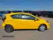 2015 Toyota Prius One z VIN JTDKDTB34F1088656, wystawiony jako IAAI lot #42437290 z przebiegiem 147 044 mil mil oraz . Historia ofert i sprzedaży dostępna na DreamBid. Obrazek 14.