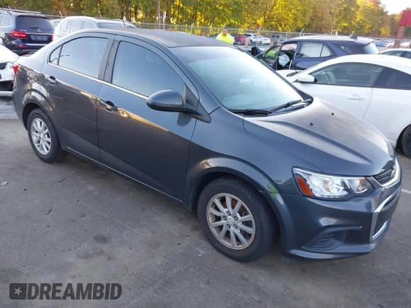 2017 Chevrolet Sonic LT with VIN 1G1JD5SH8H4144420, listed as a IAAI auction lot 43517113 with 117,683 mi miles and . Bid and sale history available at DreamBid. Image 1.