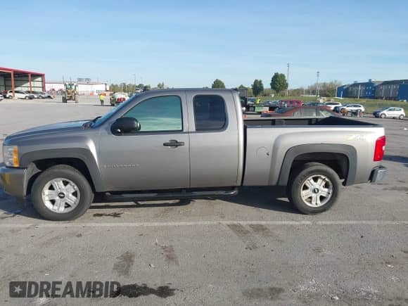 2007 Chevrolet Silverado 1500 1LT с VIN 2GCEK19J971606476, выставлен на аукционе IAAI как лот 43516077 с пробегом 107 501 миль миль и . История ставок и продаж доступна на DreamBid. Изображение 14.