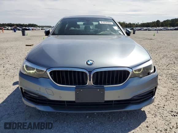 2017 BMW 5 Series 530i xDrive с VIN WBAJA7C33HG905932, выставлен на аукционе Copart как лот 81654565 с пробегом 110 226 миль миль и Чистый • Clean title. История ставок и продаж доступна на DreamBid. Изображение 5.