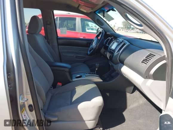 2015 Toyota Tacoma with VIN 5TFJX4CN3FX064922, listed as a IAAI auction lot 43496542 with 150,266 mi miles and . Bid and sale history available at DreamBid. Image 5.