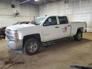 2015 Chevrolet Silverado 2500HD Work Truck z VIN 1GC1KUEG5FF652954, wystawiony jako Copart lot #56283235 z przebiegiem 235 014 mil mil oraz Szkoda całkowita • Salvage title. Historia ofert i sprzedaży dostępna na DreamBid. Obrazek 1.