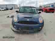2010 MINI Hardtop S with VIN WMWMF7C51ATZ69061, listed as a Copart auction lot 60837465 with 102,506 mi miles and Salvage title. Bid and sale history available at DreamBid. Image 5.