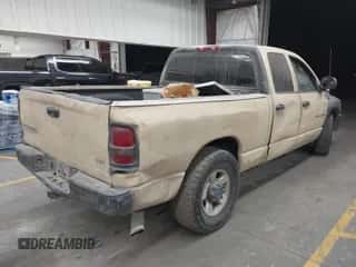 2003 Dodge 2500 ST с VIN 3D7KA286X3G753292, выставлен на аукционе IAAI как лот 43271144 с пробегом Не указан миль и . История ставок и продаж доступна на DreamBid. Изображение 4.