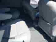 2020 Toyota Sienna XLE z VIN 5TDYZ3DC7LS025249, wystawiony jako IAAI lot #43052604 z przebiegiem 85 374 mil mil oraz . Historia ofert i sprzedaży dostępna na DreamBid. Obrazek 8.